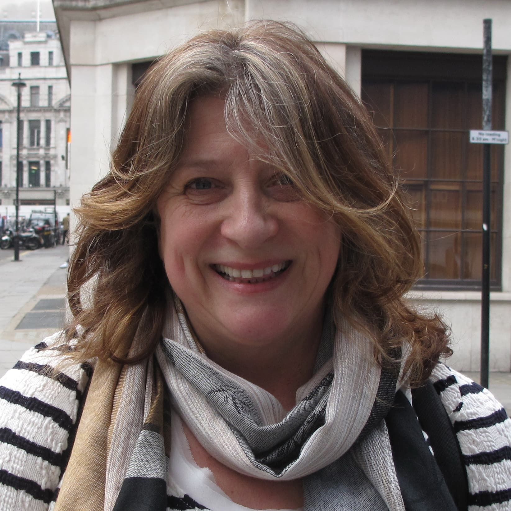 Caroline Quentin