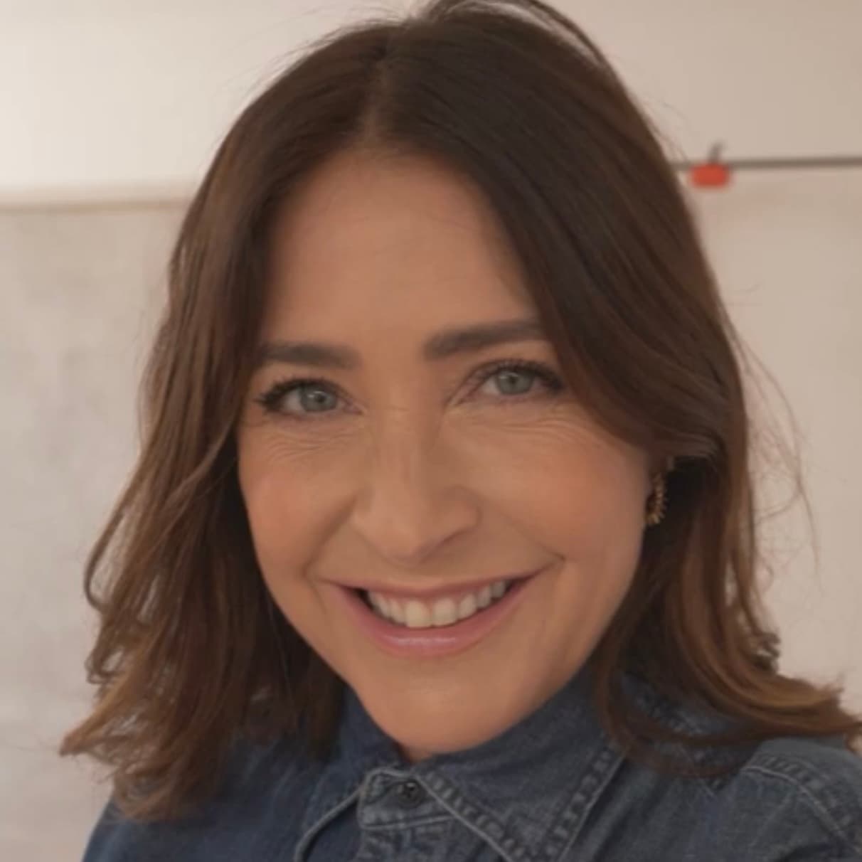 Lisa Snowdon